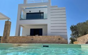 Souvala /Aegina. Excellent Location Luxury Villa.